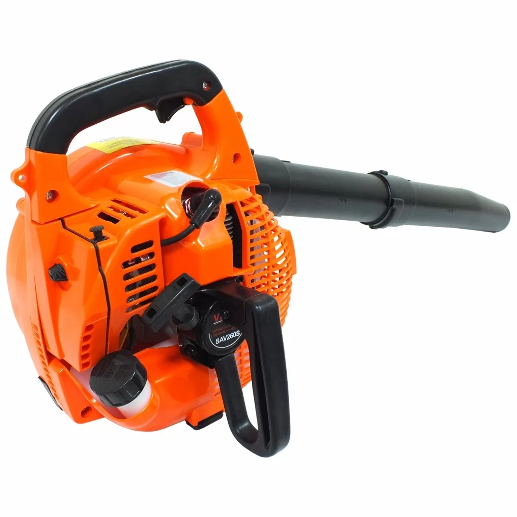 SOPRADOR ASPIRADOR E TRITURADOR DE FOLHAS LAT. A GASOLINA 26CC 0,9HP - SAV260S